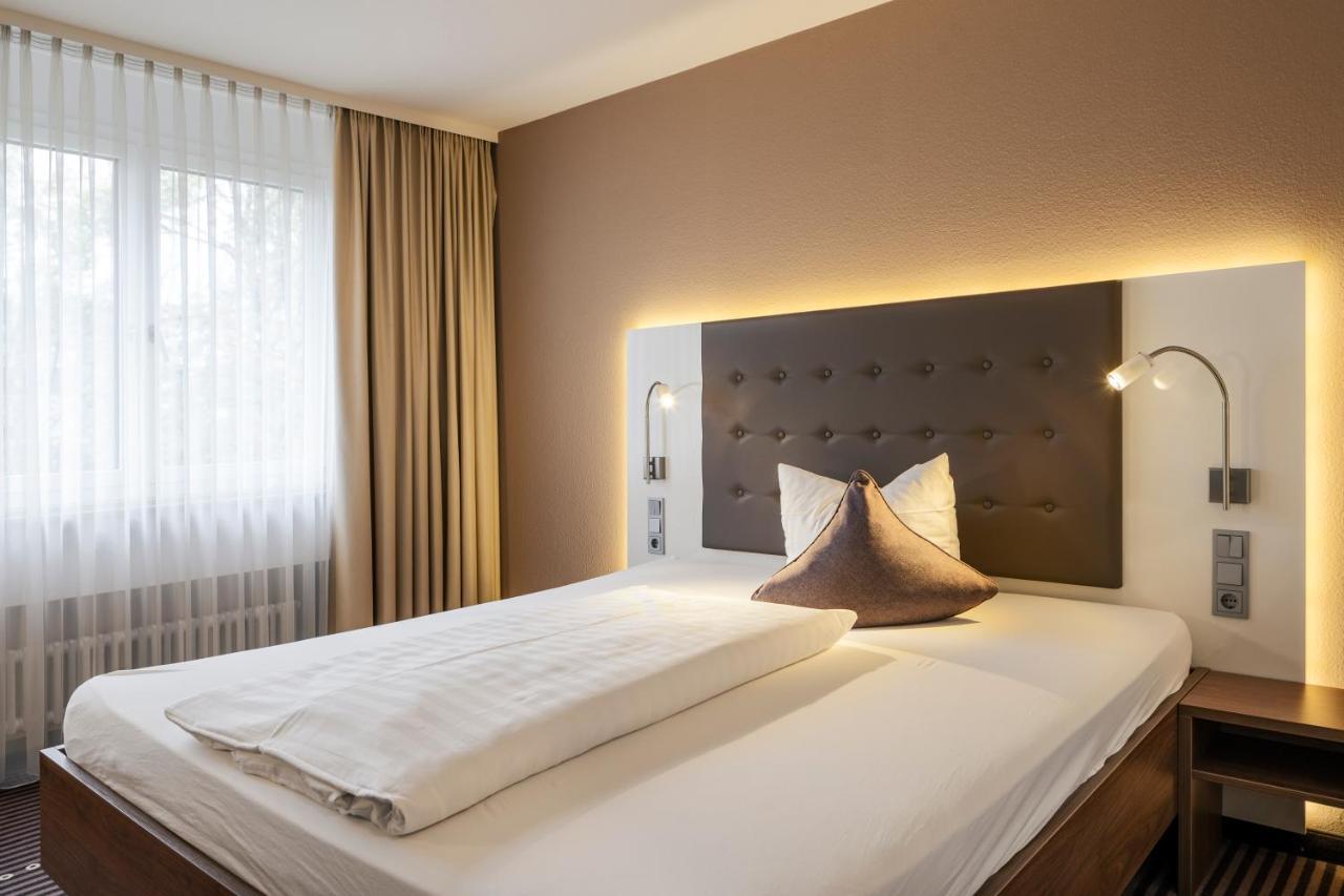 Hotel Fuchsen Kirchheim unter Teck Extérieur photo