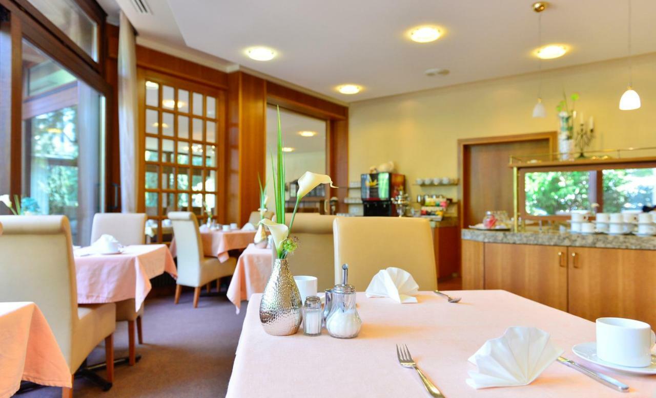 Hotel Fuchsen Kirchheim unter Teck Extérieur photo